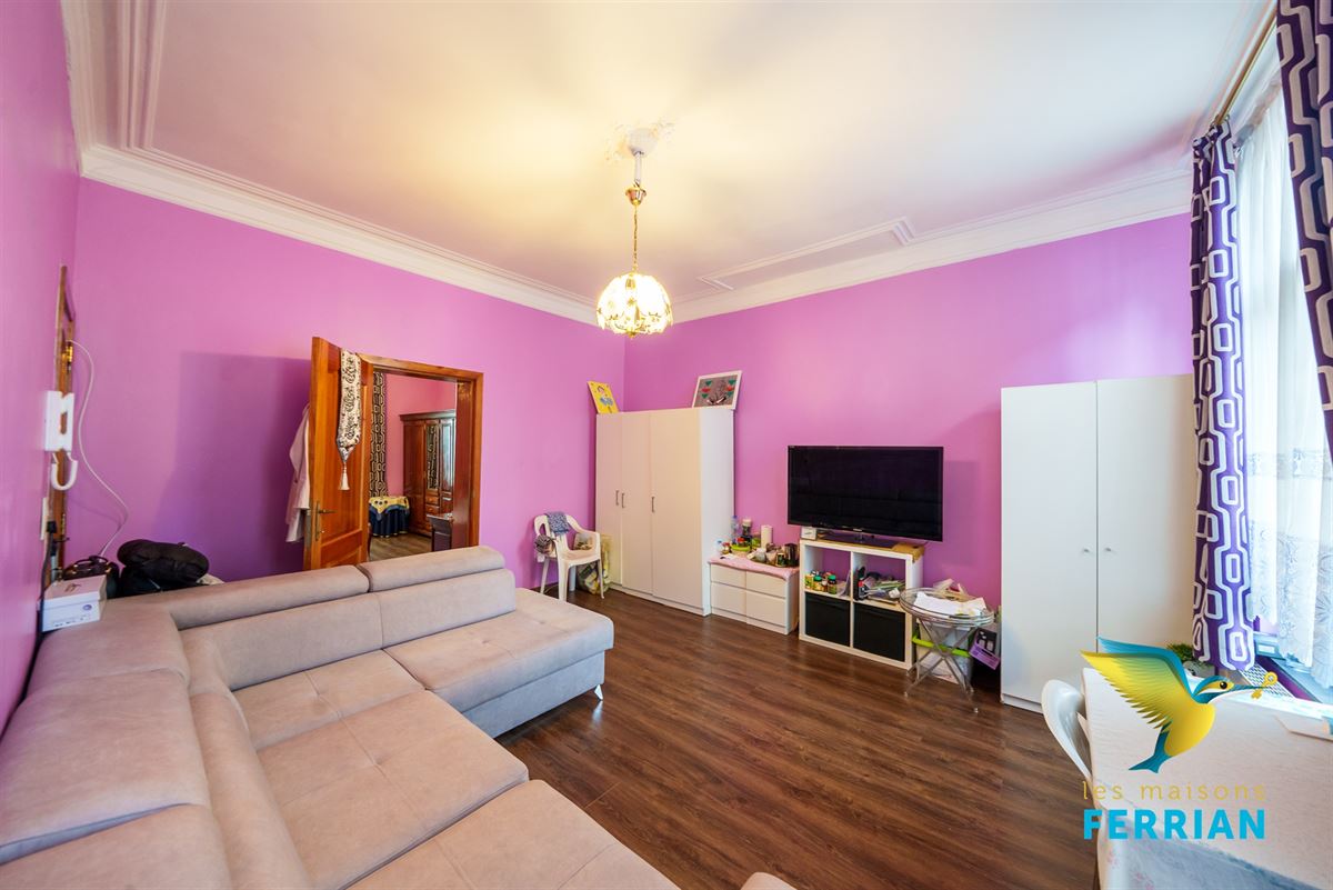 Immeuble de rapport - Appartement(s) à SCHAARBEEK (8 chambres)
