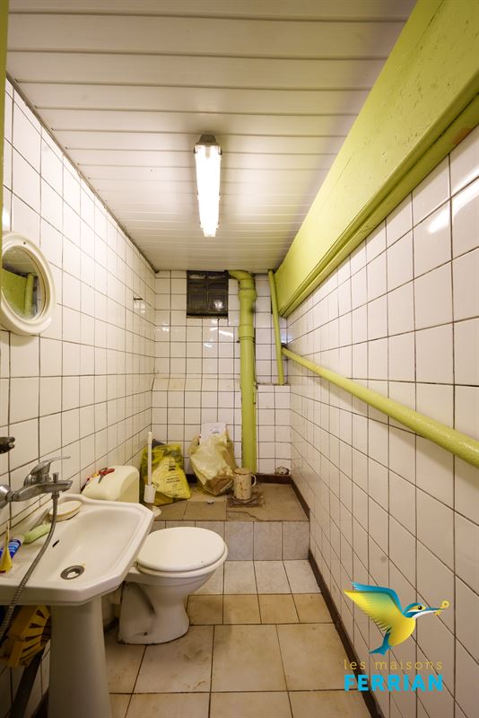 Immeuble de rapport - Appartement(s) à SCHAARBEEK (8 chambres)