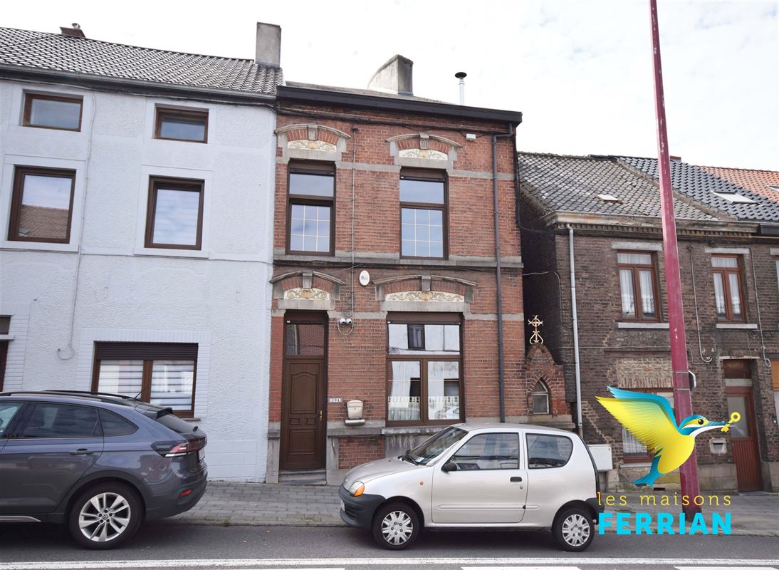 Maison unifamiliale à GILLY (4 chambres)