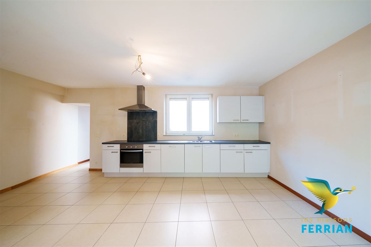 Immeuble de rapport - Appartement(s) à BOUFFIOULX (4 chambres)