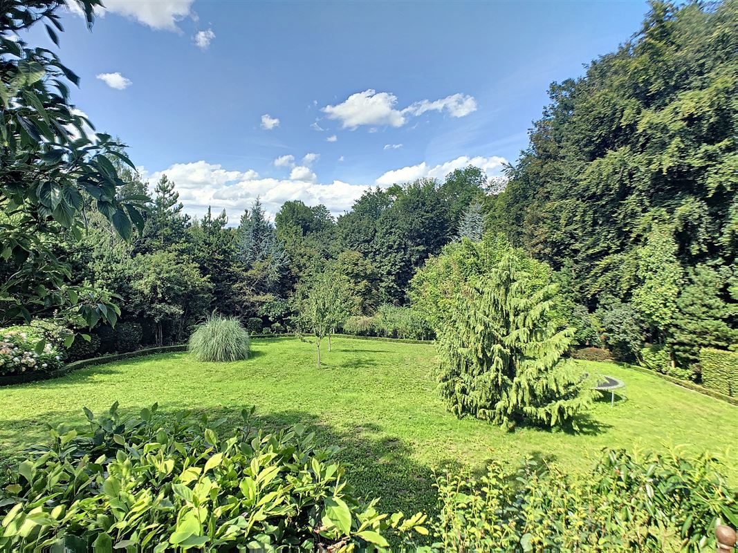 Maison exceptionnelle à MORLANWELZ (5 chambres)