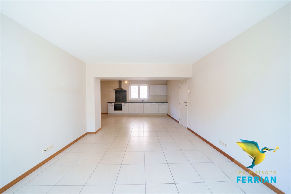 Immeuble de rapport - Appartement(s) à BOUFFIOULX (4 chambres)