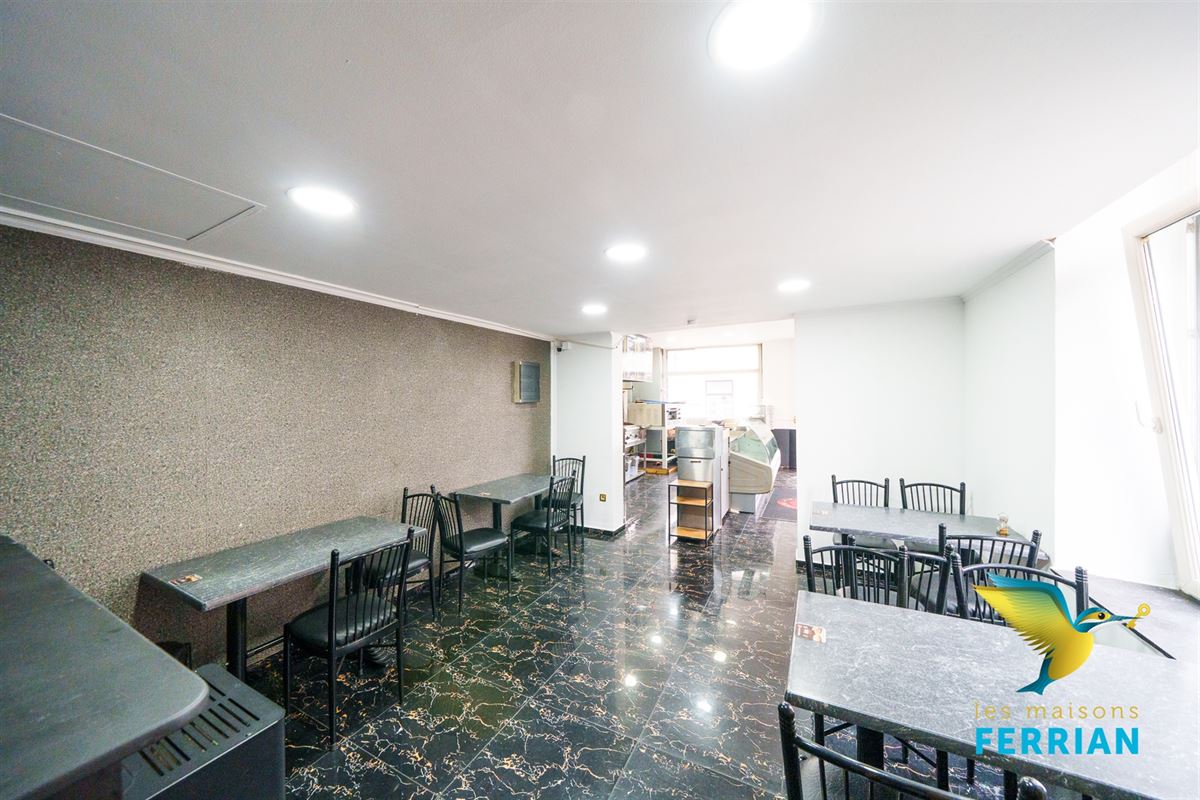 Commerce avec appartement à MONTIGNIES-SUR-SAMBRE (2 chambres)