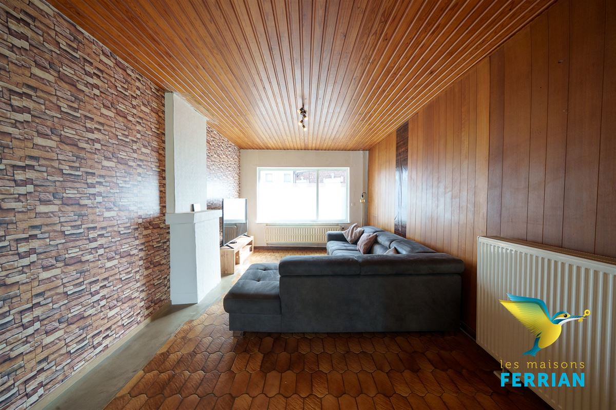 Maison unifamiliale à LA LOUVIÈRE (3 chambres)
