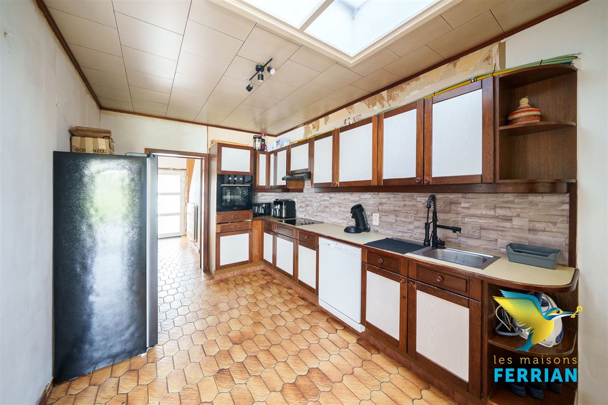 Maison unifamiliale à LA LOUVIÈRE (3 chambres)