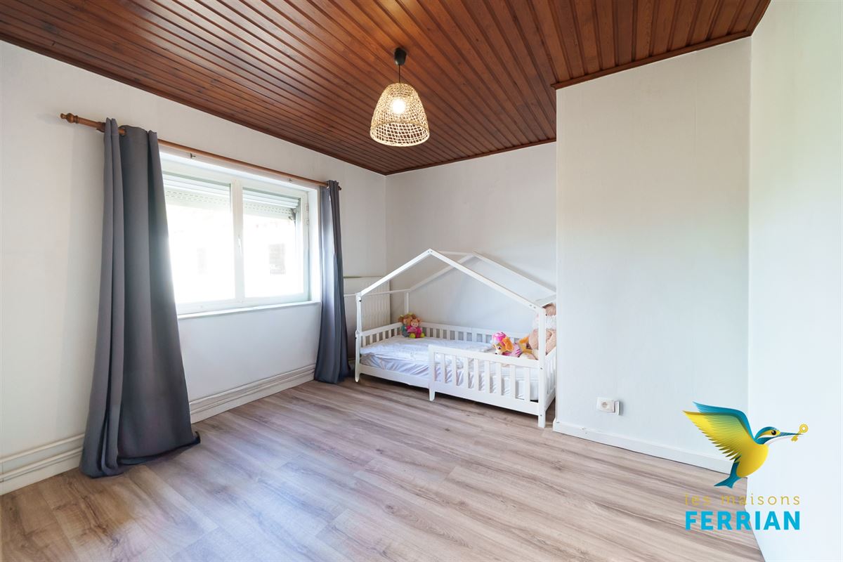 Maison unifamiliale à LA LOUVIÈRE (3 chambres)
