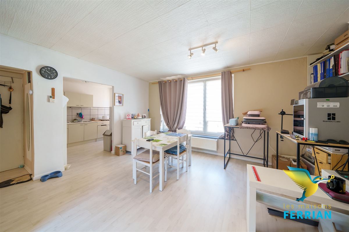 Maison de ville à MONTIGNIES-SUR-SAMBRE (2 chambres)