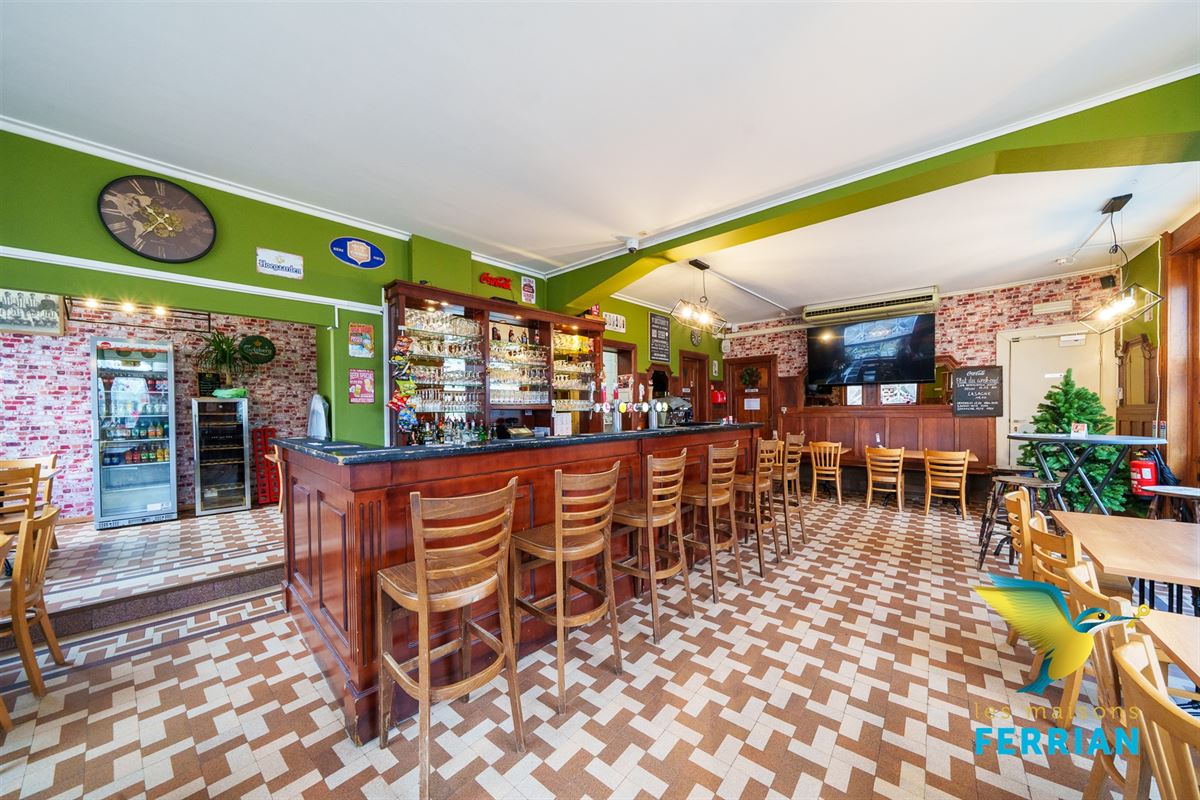 Immeuble de rapport - Commercial à Evere (4 chambres)