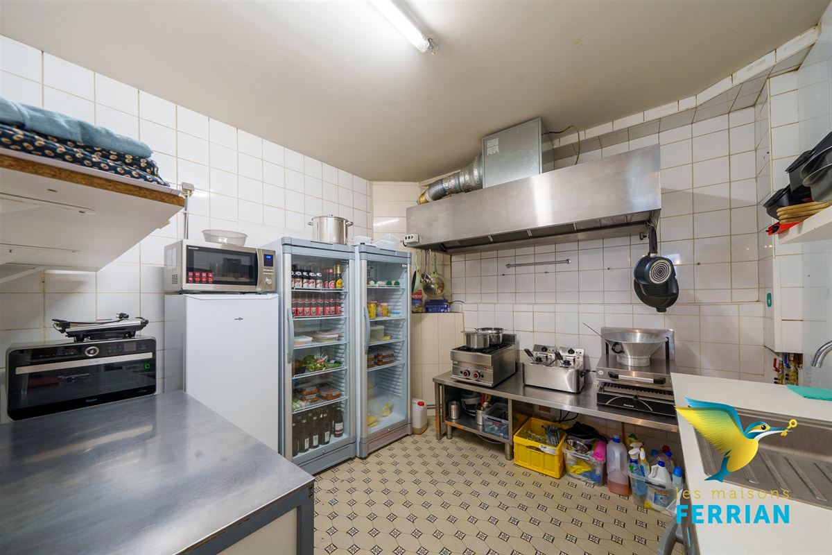 Immeuble de rapport - Commercial à Evere (4 chambres)