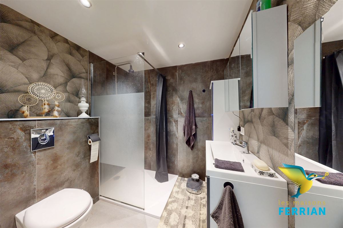 Immeuble de rapport à HERMETON-SUR-MEUSE (4 chambres)