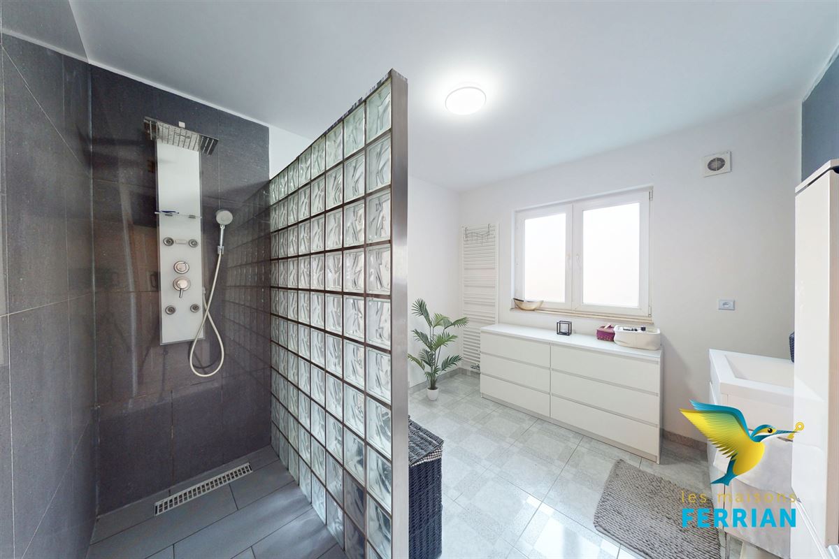 Immeuble de rapport à HUY (5 chambres)