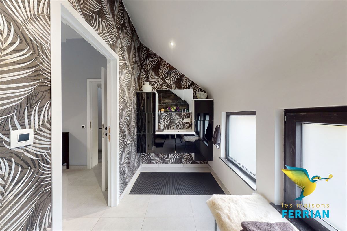 Immeuble de rapport à HERMETON-SUR-MEUSE (4 chambres)