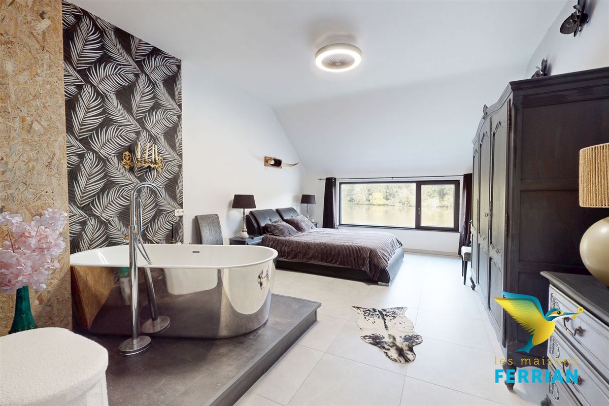 Immeuble de rapport à HERMETON-SUR-MEUSE (4 chambres)