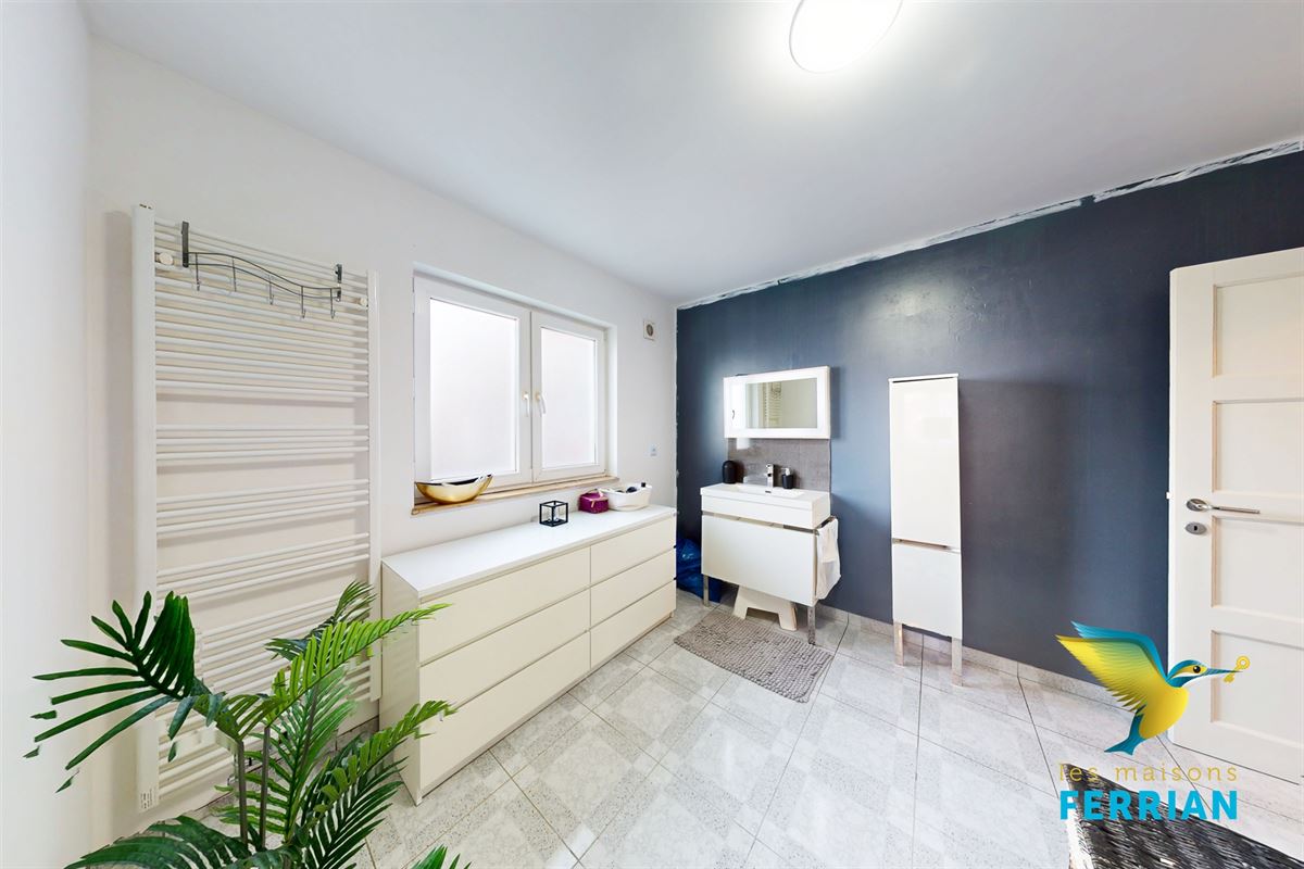 Immeuble de rapport à HUY (5 chambres)