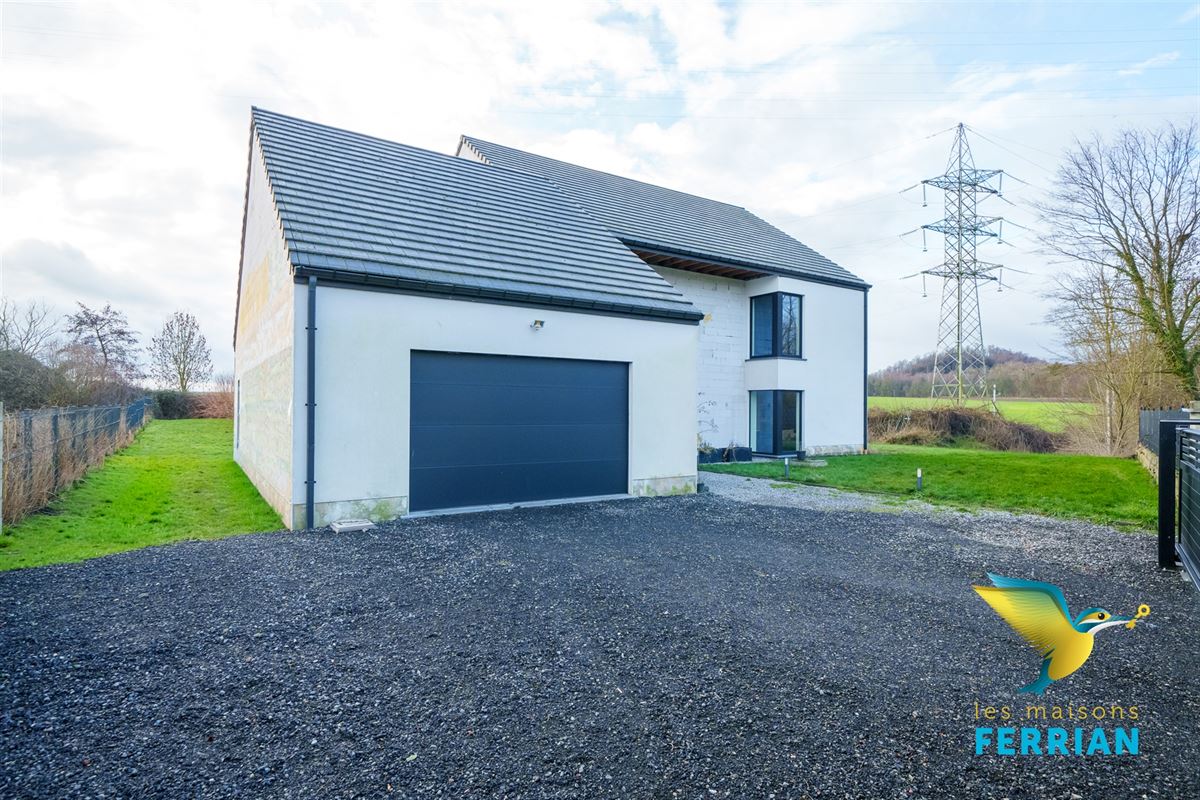 Villa à LEERNES (3 chambres)