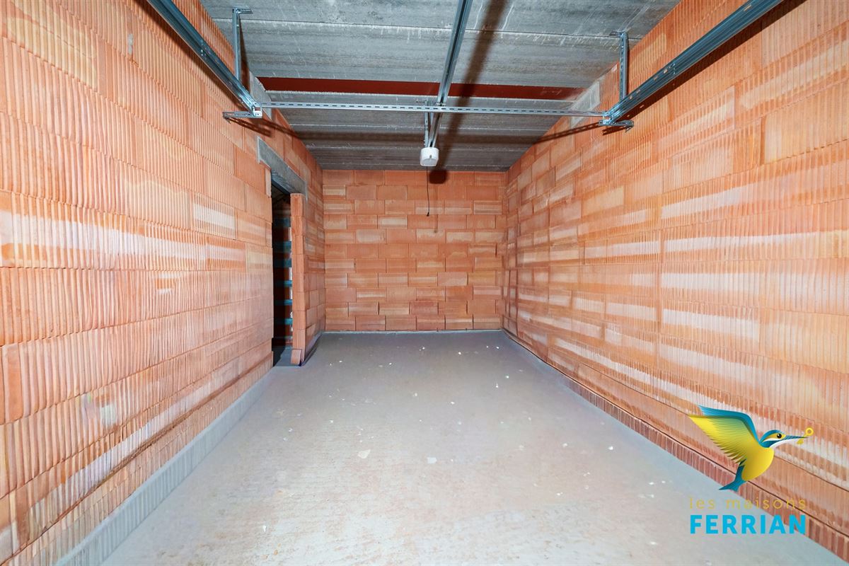 Maison unifamiliale à Haine-Saint-Pierre (5 chambres)