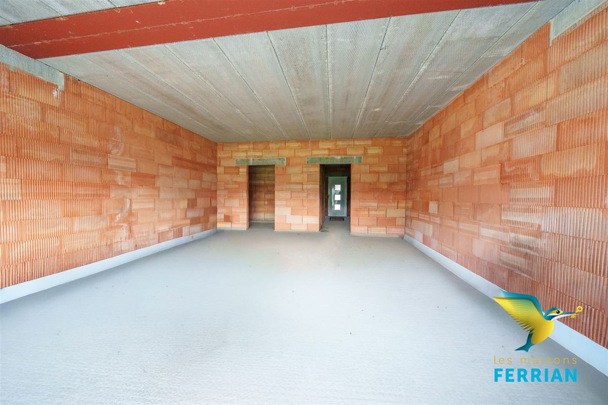 Maison unifamiliale à Haine-Saint-Pierre (5 chambres)