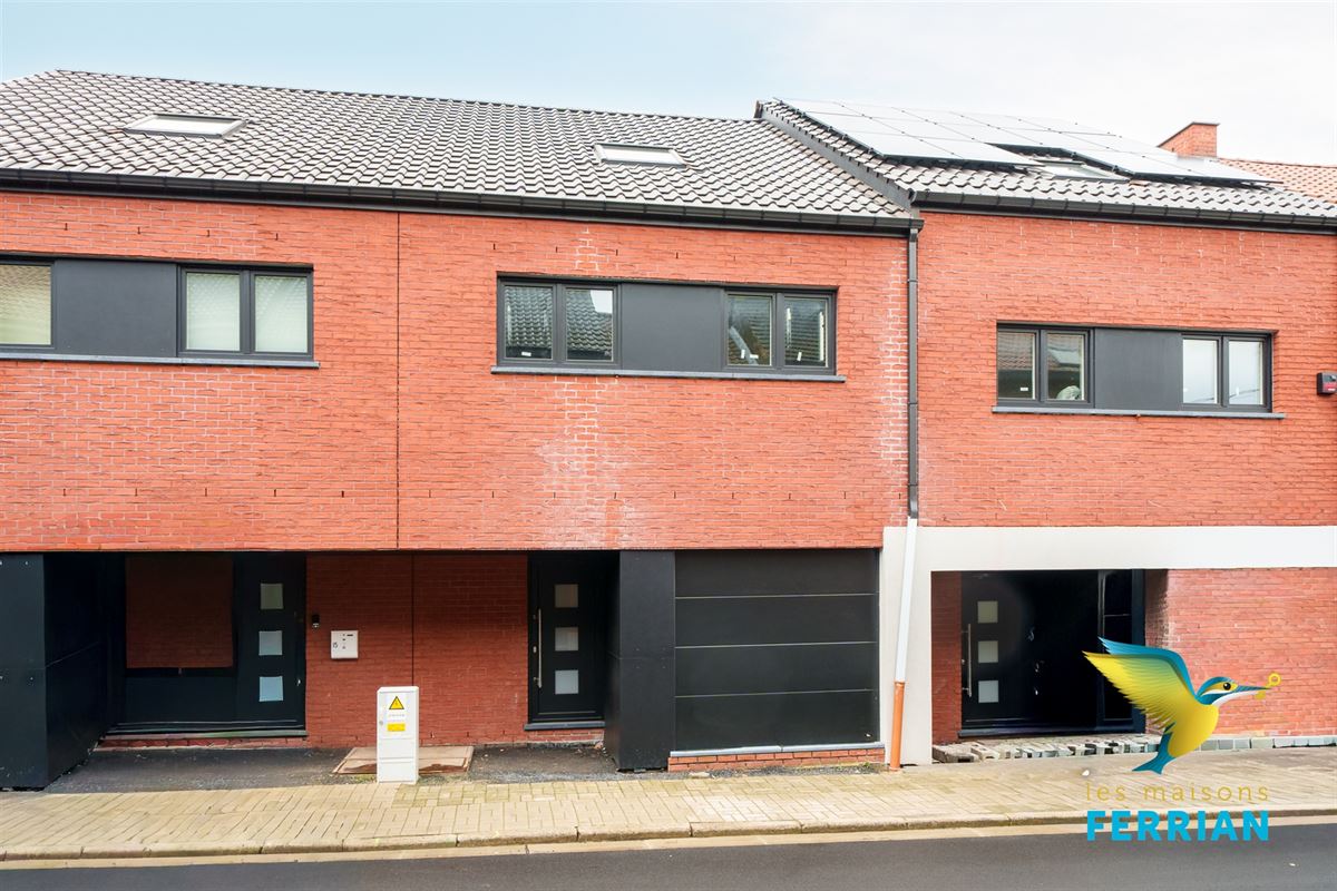 Maison unifamiliale à Haine-Saint-Pierre (5 chambres)