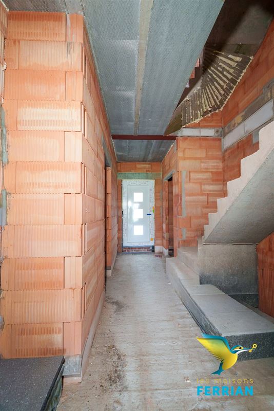 Maison unifamiliale à Haine-Saint-Pierre (5 chambres)