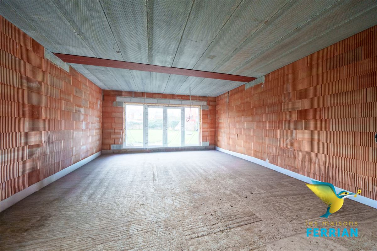 Maison unifamiliale à Haine-Saint-Pierre (5 chambres)