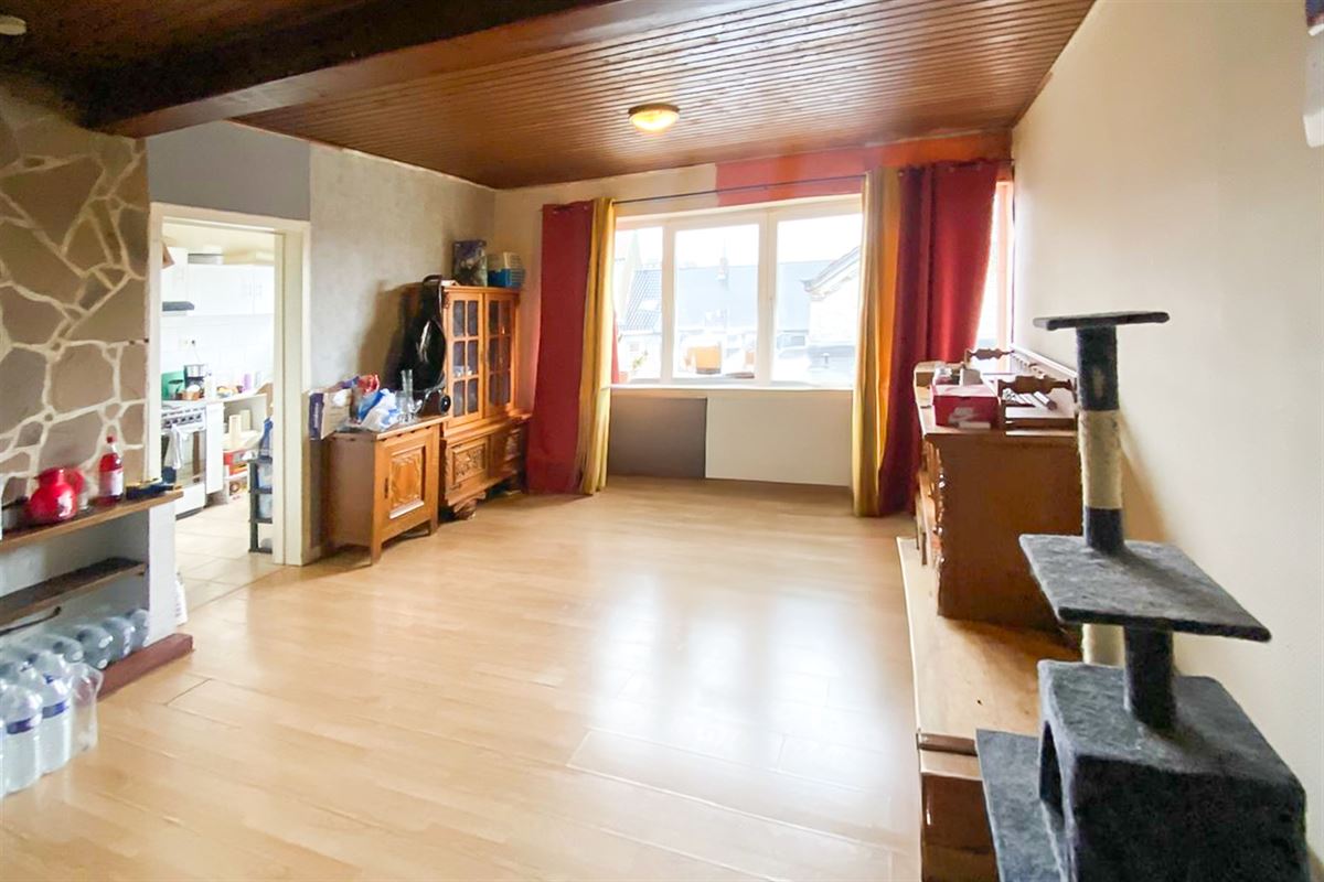 Appartement à CHARLEROI (3 chambres)