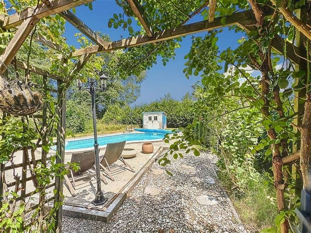 Maison unifamiliale à BIERGES (5 chambres)