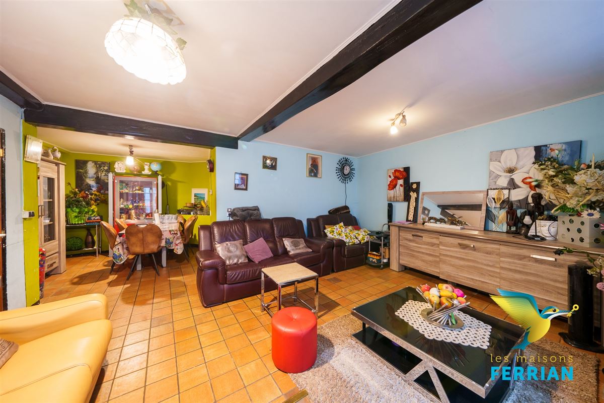 Maison mitoyenne à La Louvière (4 chambres)