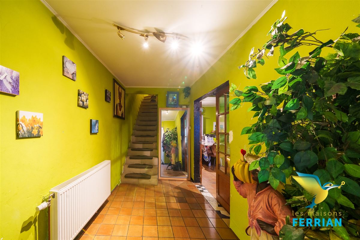 Maison mitoyenne à La Louvière (4 chambres)