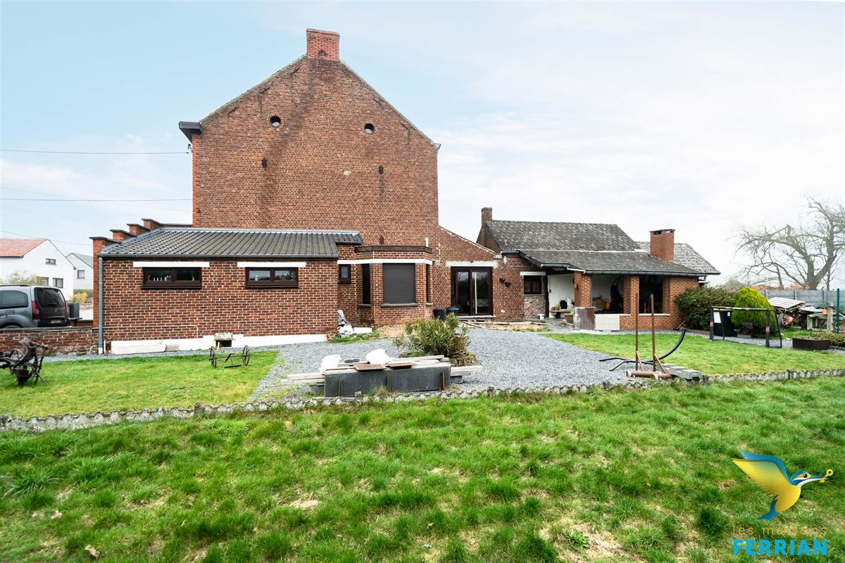 Maison unifamiliale à HAUTRAGE (6 chambres)