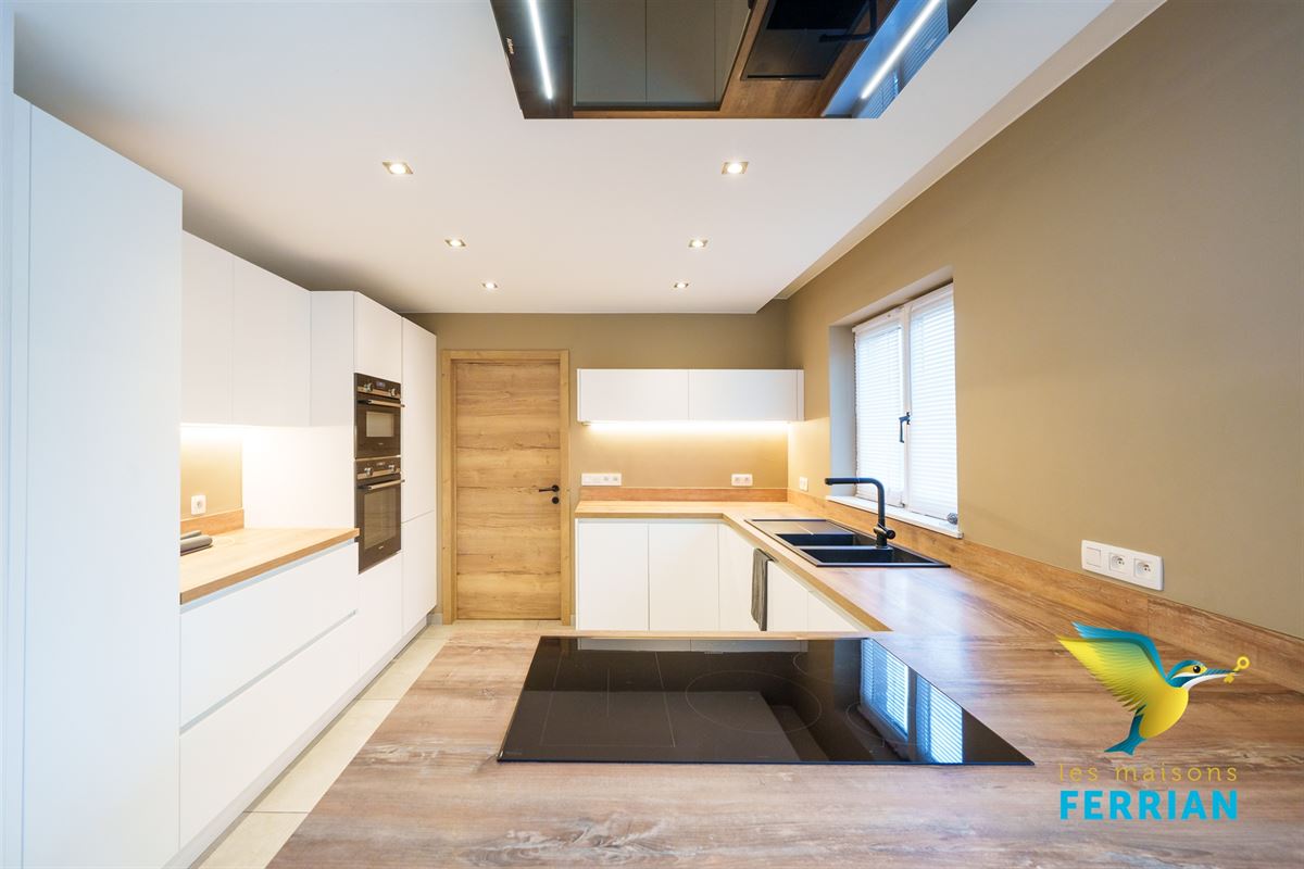 Villa à Tongrinne (4 chambres)