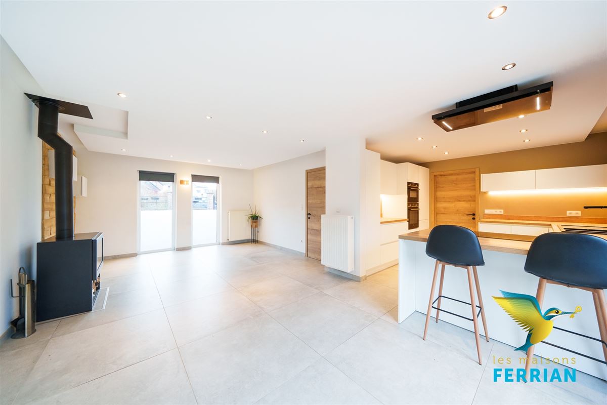 Villa à Tongrinne (4 chambres)