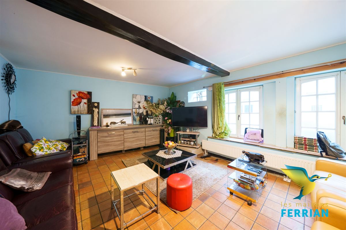 Maison mitoyenne à La Louvière (4 chambres)