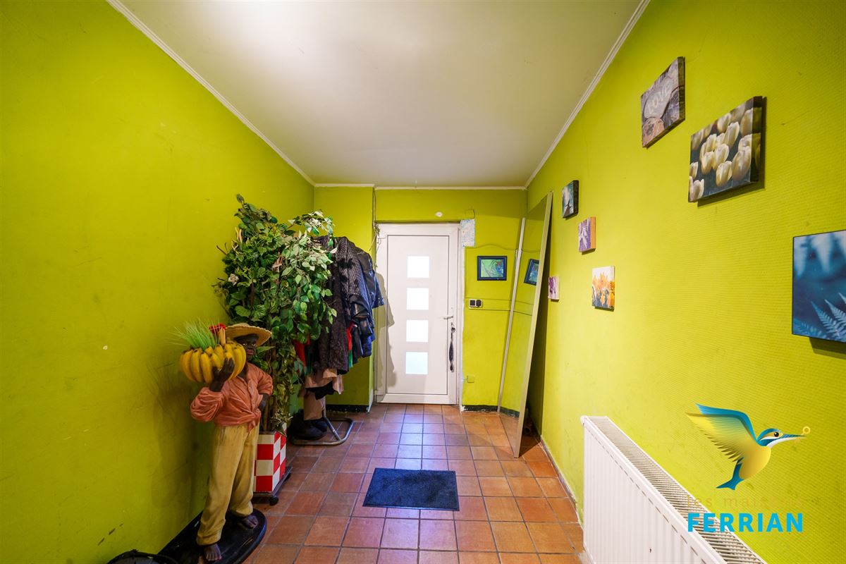 Maison mitoyenne à La Louvière (4 chambres)