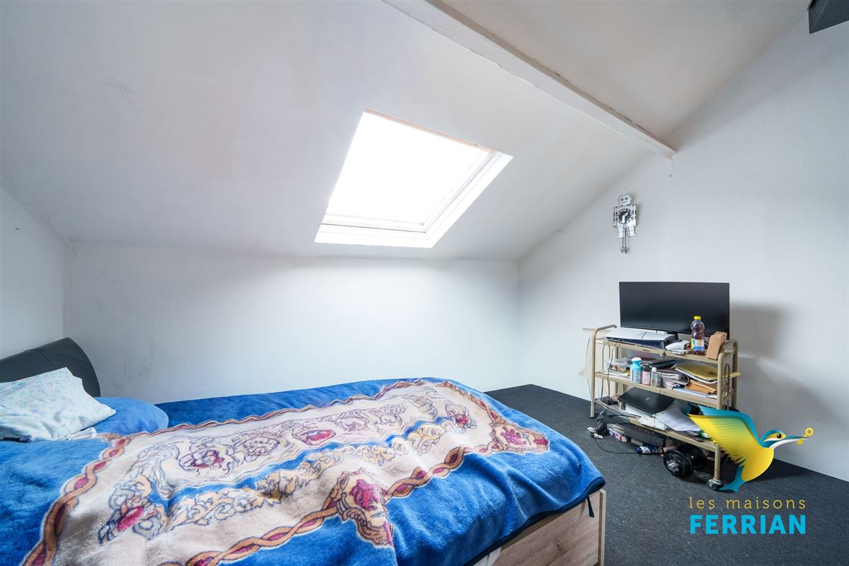 Maison mitoyenne à La Louvière (4 chambres)