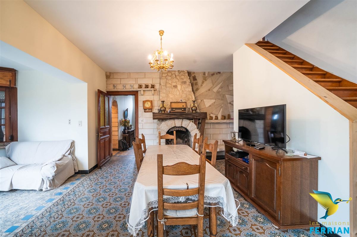 Maison unifamiliale à HAUTRAGE (6 chambres)