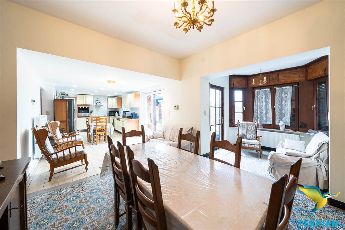 Maison unifamiliale à HAUTRAGE (6 chambres)