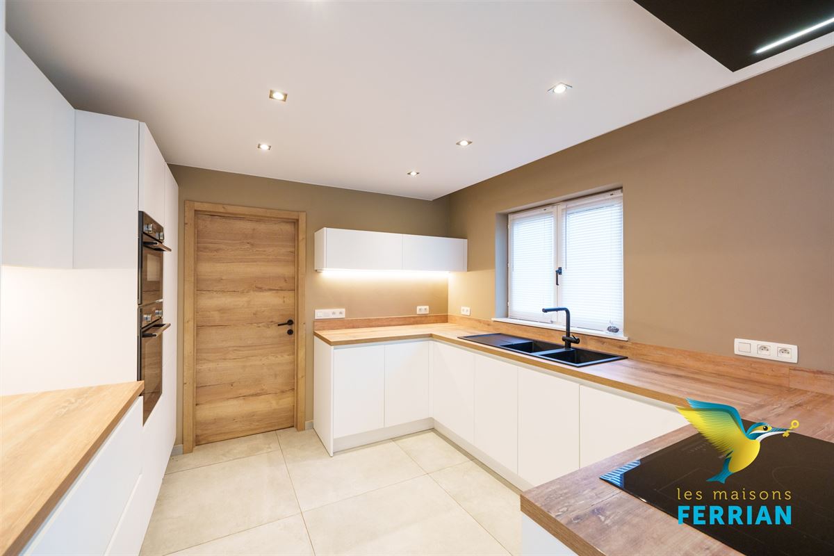 Villa à Tongrinne (4 chambres)