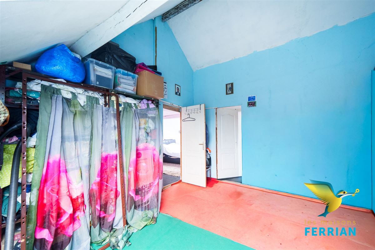 Maison mitoyenne à La Louvière (4 chambres)