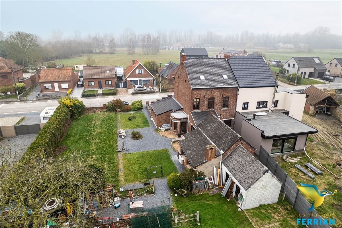 Maison unifamiliale à HAUTRAGE (6 chambres)