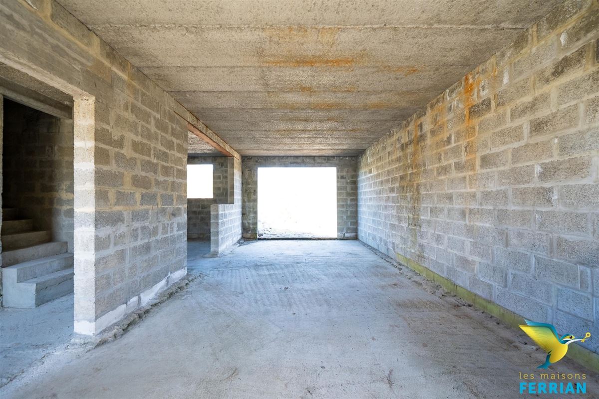 Maison à ANHÉE (3 chambres)