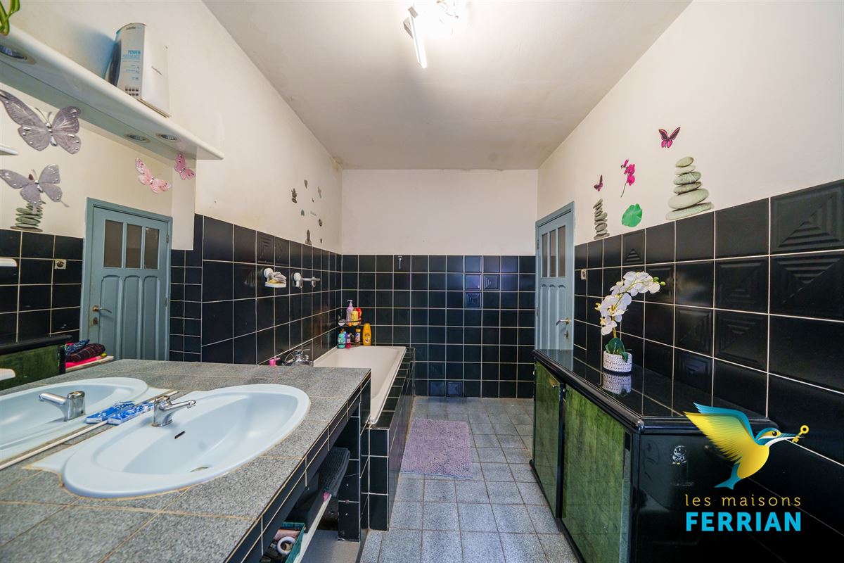 Maison à Chapelle-lez-Herlaimont (4 chambres)