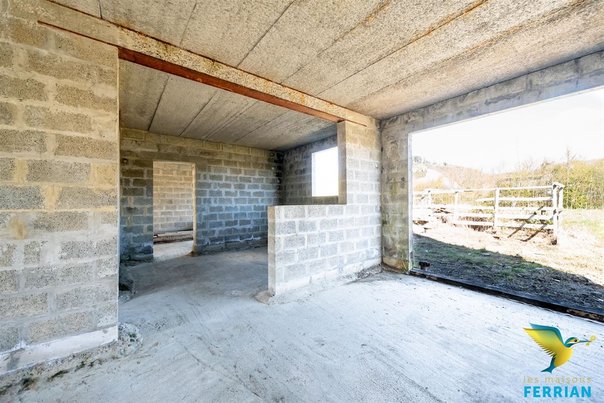 Maison à ANHÉE (3 chambres)