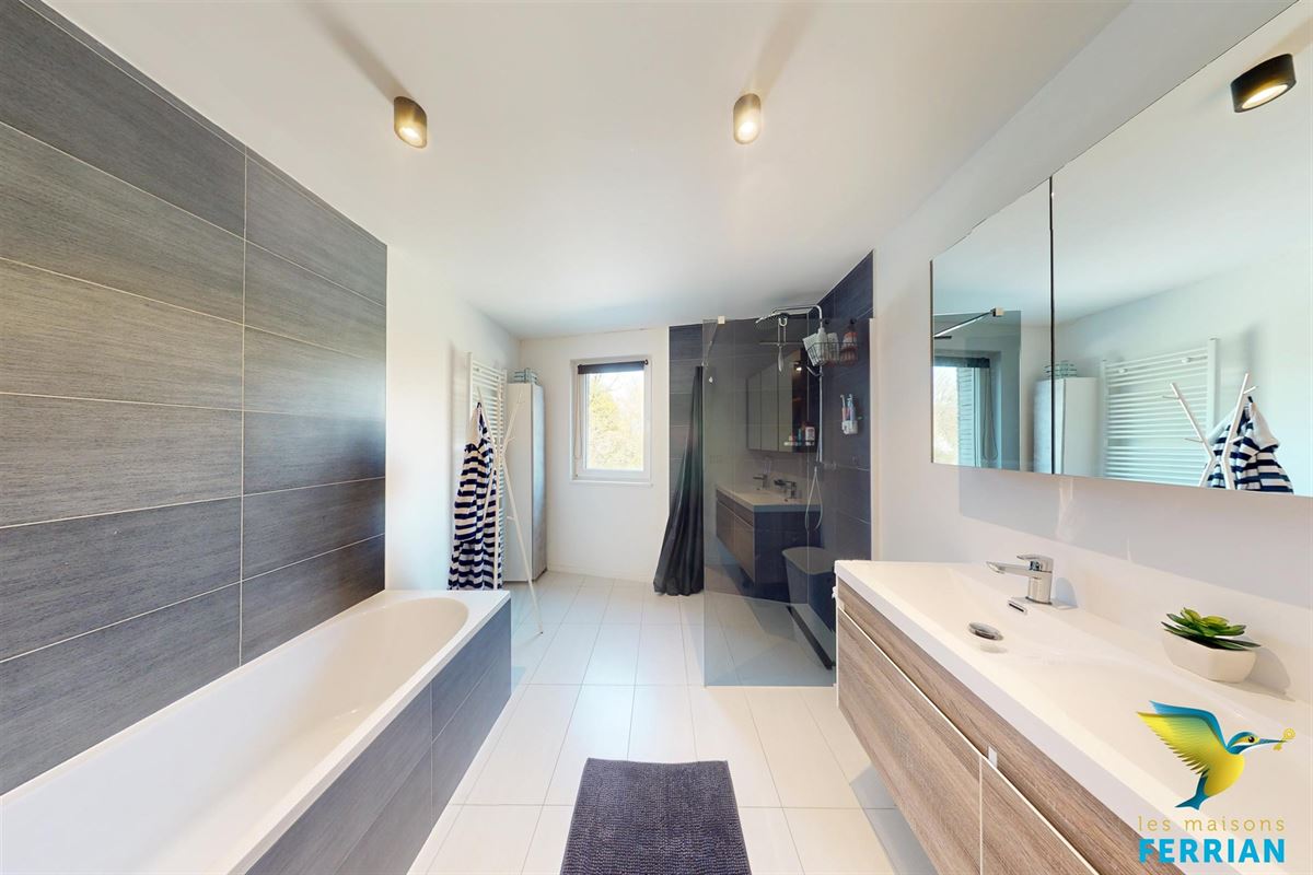 Maison unifamiliale à BOUFFIOULX (3 chambres)