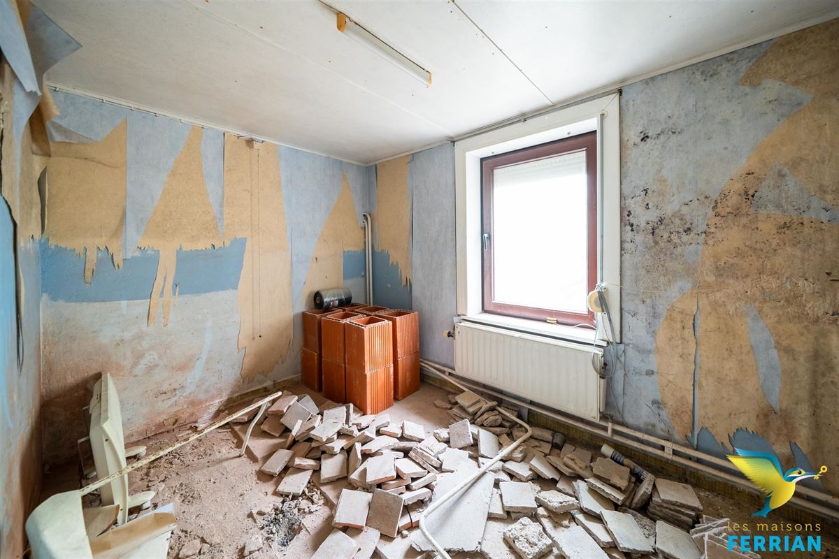 Maison à MONCEAU-SUR-SAMBRE (3 chambres)