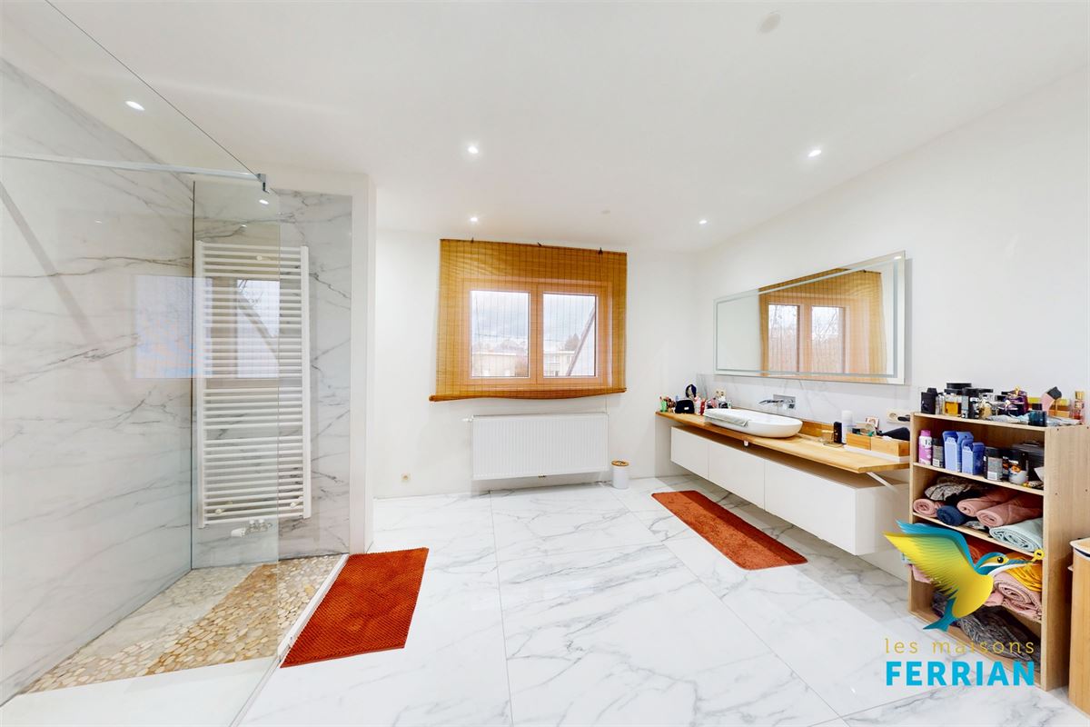 Villa à MONTIGNY-LE-TILLEUL (3 chambres)