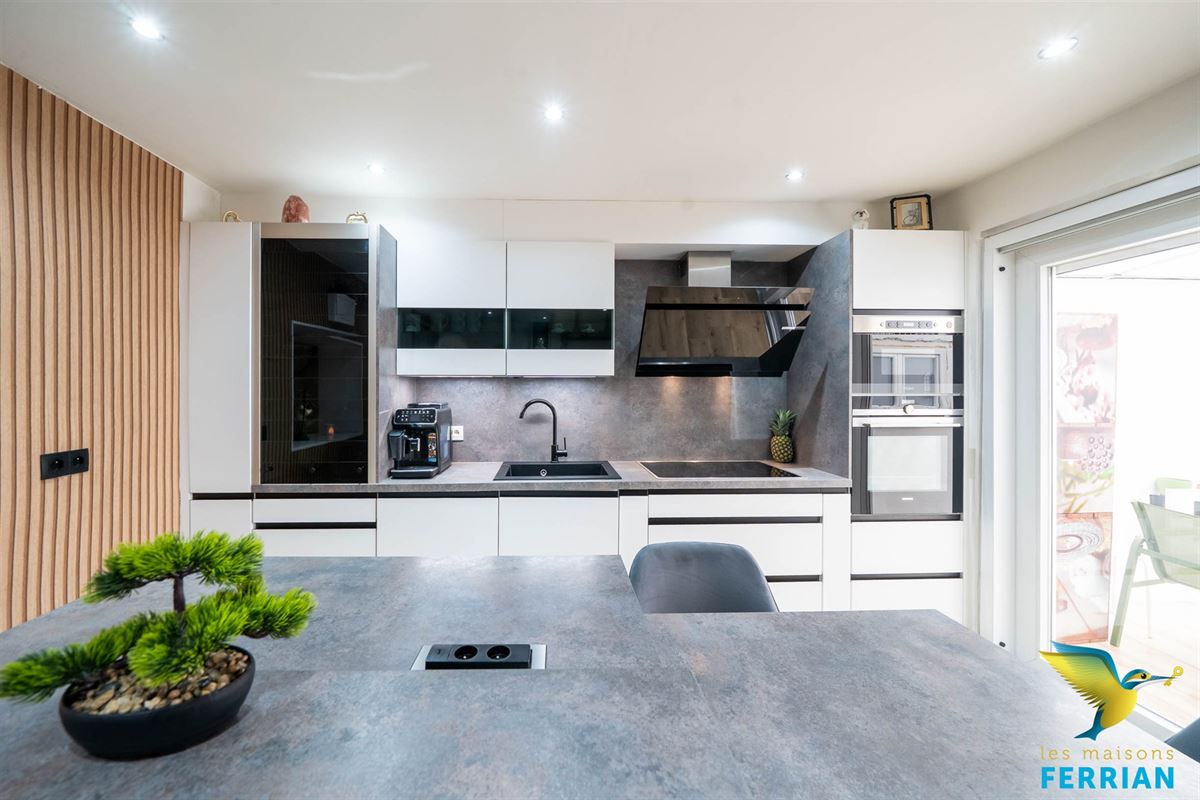 Maison unifamiliale à CHÂTELINEAU (4 chambres)