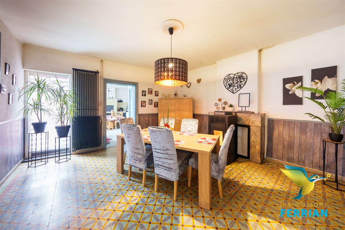 Maison à Chapelle-lez-Herlaimont (4 chambres)