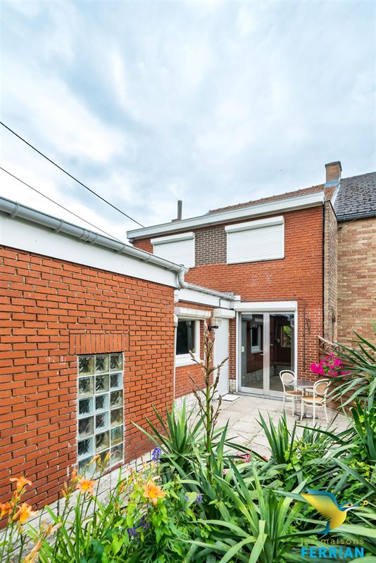 Maison unifamiliale à SOUVRET (2 chambres)