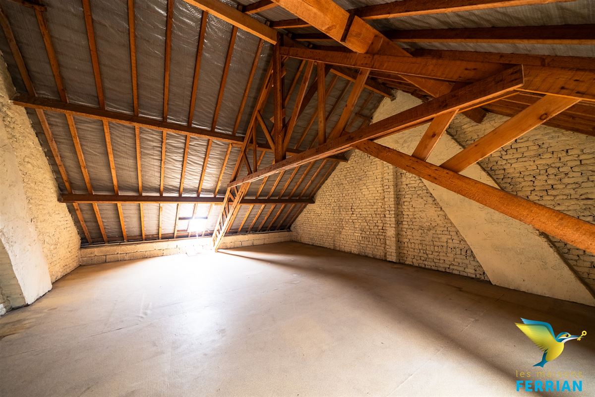 Maison unifamiliale à Anderlues (4 chambres)