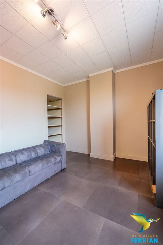 Maison unifamiliale à La Louvière (4 chambres)